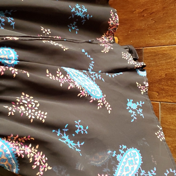 Express Small Black Romper - Picture 4 of 7